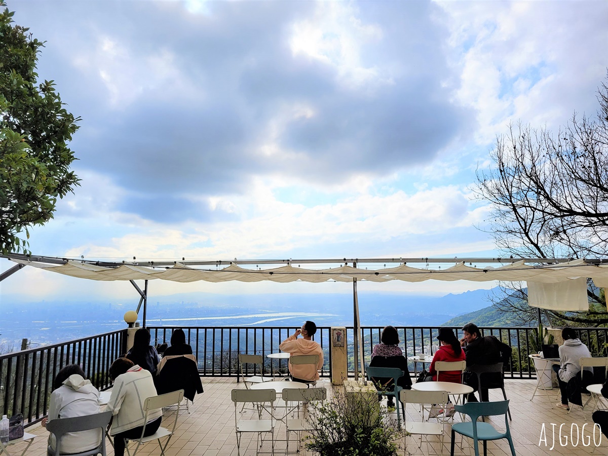 山上聊 陽明山景觀咖啡館 風景好、飲料貴 近竹子湖