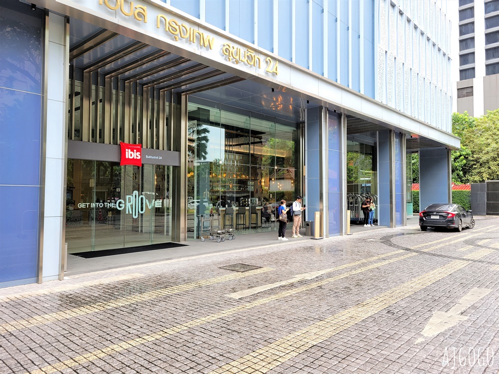曼谷素坤逸24巷宜必思飯店 雙床房、標準房、早餐分享 近BTS站