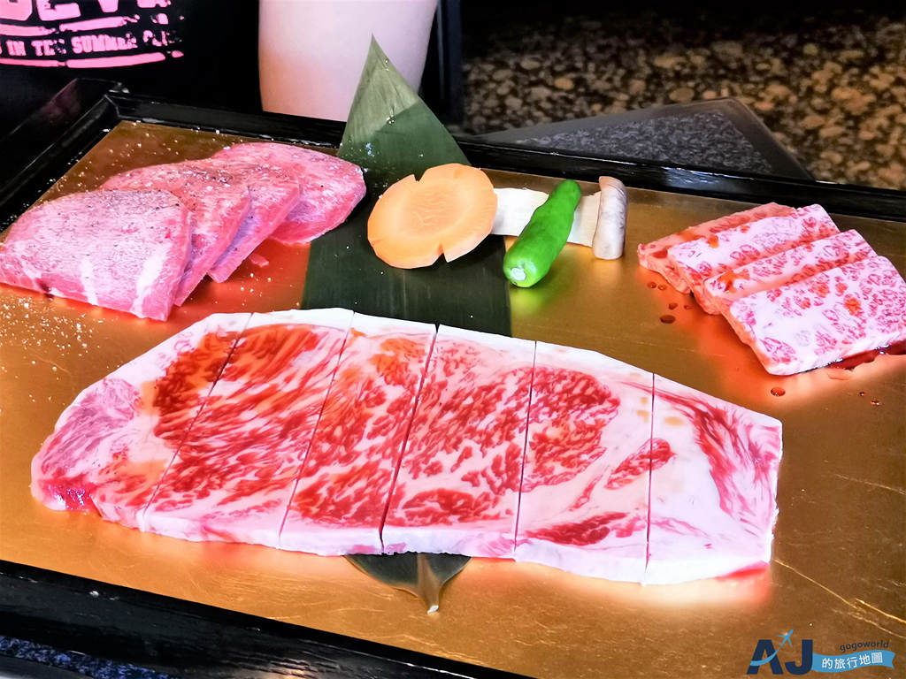 燒肉亭六歌仙日式烤肉 新宿本店 東京和牛燒肉吃到飽推薦 月之宴 上等牛舌、五花肉、里脊肉好吃 線上訂位分享