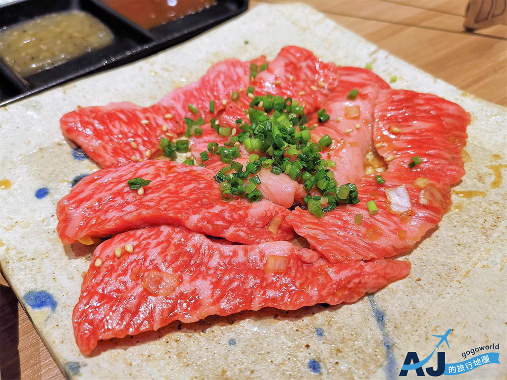 （沖繩名護燒肉美食）燒肉乃我新館 和牛單點、吃到飽通通有 適合家庭旅行的用餐地點 營業時間、菜單分享