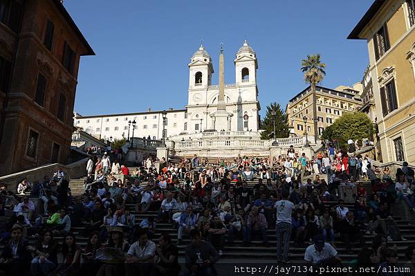 羅馬假期DAY1：西班牙廣場>人民廣場>雙子教堂>許願池>巴貝尼尼廣場